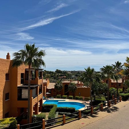 Piso De Lujo Totalmente Equipado A Estrenar Para 6 Estepona Ngoại thất bức ảnh