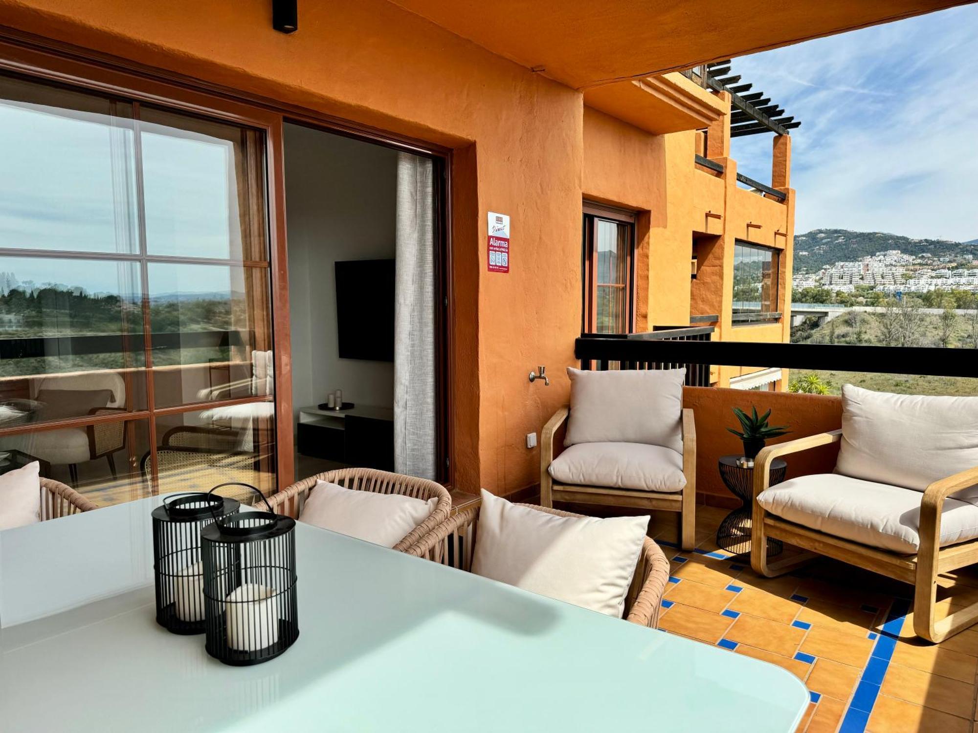 Piso De Lujo Totalmente Equipado A Estrenar Para 6 Estepona Ngoại thất bức ảnh