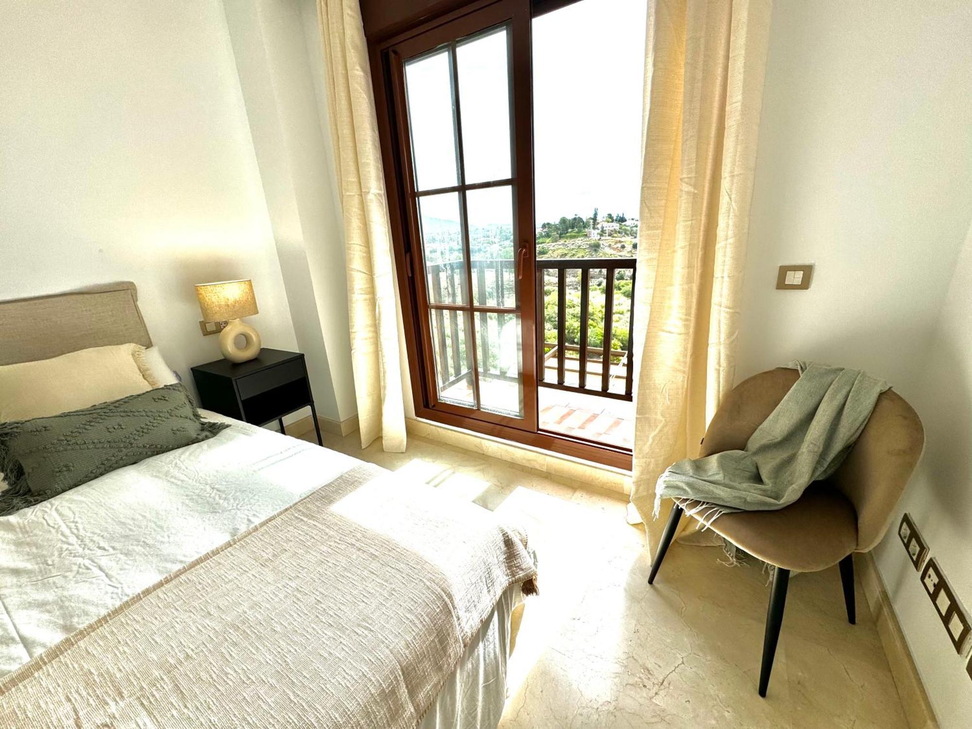 Piso De Lujo Totalmente Equipado A Estrenar Para 6 Estepona Ngoại thất bức ảnh